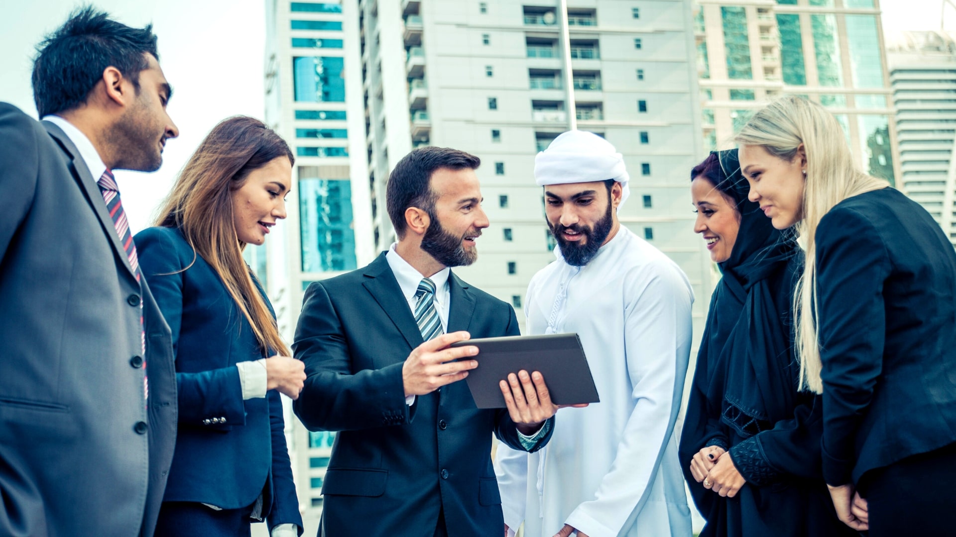 how to open business in uae